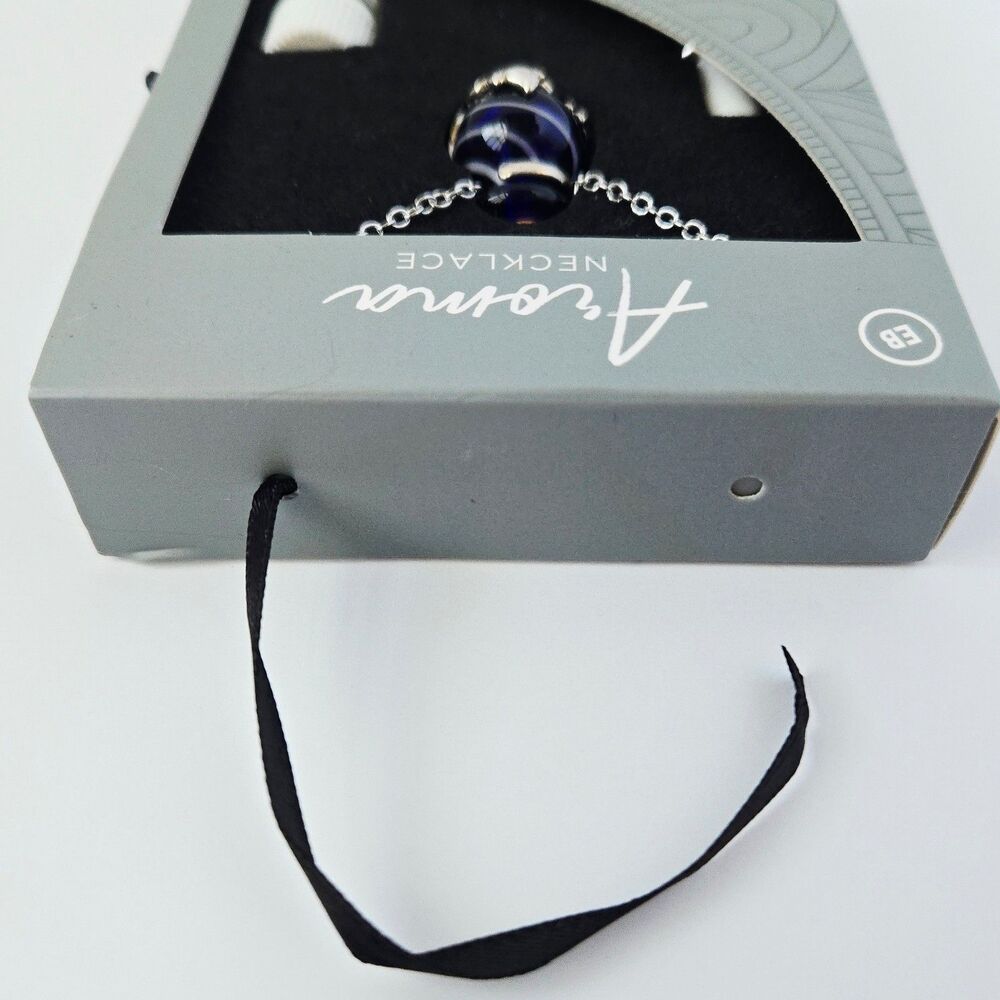 Earthbound Trading Co Aroma Oil Necklace Calm Glass Diffuser Pendant 19" Chain - Picture 5 of 7